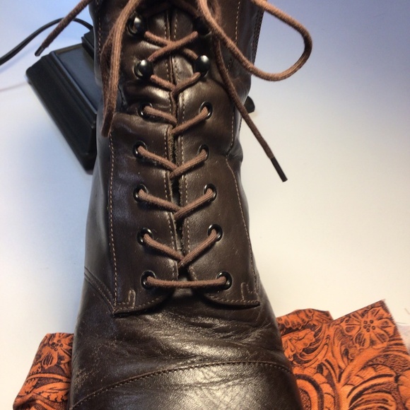 Ladies Laced Zip Entry Brown Leather Boots sz 8.5 M - Picture 2 of 5